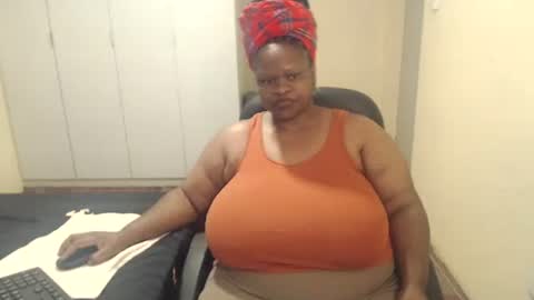 Snapshot of sweetnoziexxx chatting on 02-07-25, 10:19 sweetnoziexxx online show from 02-07-25, 10:19