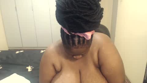 Snapshot of sweetnoziexxx chatting on 02-12-25, 12:01 sweetnoziexxx online show from 02-12-25, 12:01