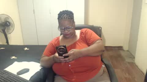 Snapshot of sweetnoziexxx chatting on 03-07-25, 02:45 sweetnoziexxx online show from 03-07-25, 02:45