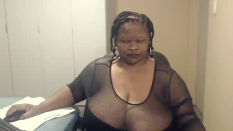 Snapshot of sweetnoziexxx chatting on 09-24-25, 04:05 sweetnoziexxx online show from 09-24-25, 04:05