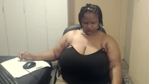 Snapshot of sweetnoziexxx chatting on 10-04-25, 04:32 sweetnoziexxx online show from 10-04-25, 04:32