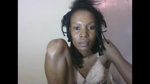 ESTHER online show from 05-30-26, 01:52
