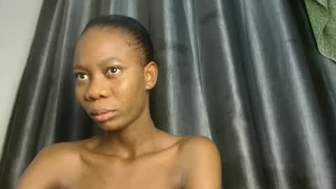 slim ivy online show from 12-16-25, 04:06