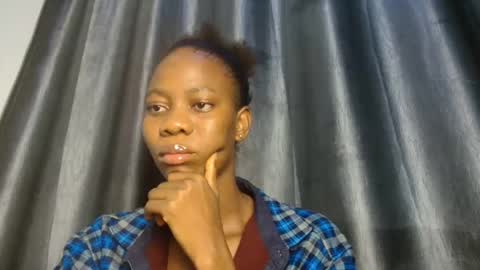 slim ivy online show from 12-18-25, 03:34