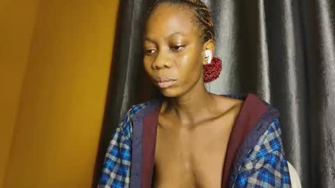 Snapshot of sweetpussy135 chatting on 05-18-26, 04:18 slim ivy online show from 05-18-26, 04:18
