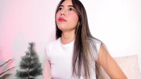 Snapshot of sweetpussyhot_ chatting on 12-20-24, 09:43 Hello Welcome Im here from WEDNESDAY to SUNDAY 430am to 830am and 3 to 7 timeMONDAY and TUESDAY i rest online show from 12-20-24, 09:43