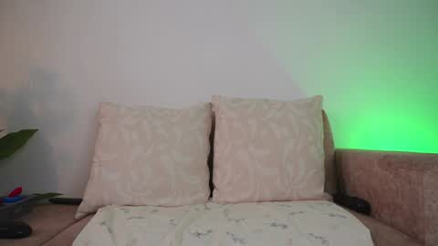 Snapshot of sweetpussyhot_ chatting on 01-30-25, 12:37 Hello Welcome Im here from WEDNESDAY to SUNDAY 430am to 830am and 3 to 7 timeMONDAY and TUESDAY i rest online show from 01-30-25, 12:37