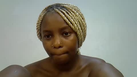 Lilly online show from 03-20-26, 01:49