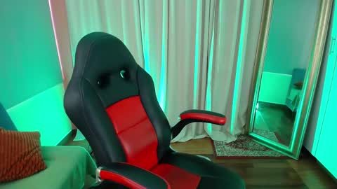 Rubi online show from 04-28-26, 07:41