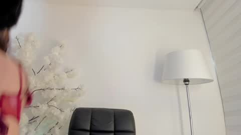  Alice Woolridge  online show from 03-02-25, 07:12