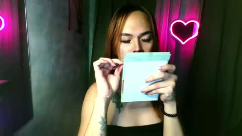 Snapshot of sweetsassyvv chatting on 11-20-25, 07:19 sweetsassyvv online show from 11-20-25, 07:19