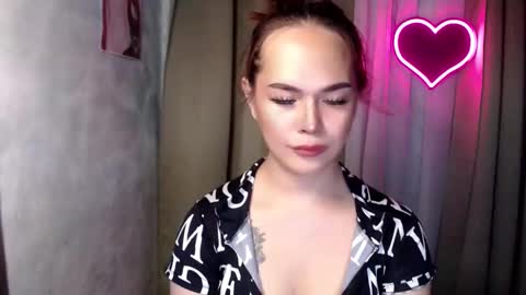 Snapshot of sweetsassyvv chatting on 12-20-25, 05:36 sweetsassyvv online show from 12-20-25, 05:36