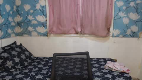 Sweet online show from 12-23-24, 05:43