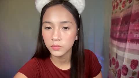 Mia online show from 11-28-25, 03:25