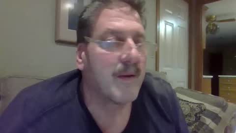 Snapshot of sweetsforu326 chatting on 01-01-25, 12:11 sweetbrowneyes623 online show from 01-01-25, 12:11