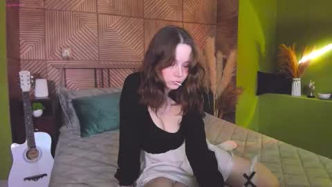 Alice online show from 09-12-25, 01:44