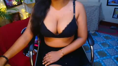 Snapshot of sweetsour18 chatting on 09-13-25, 09:25 SweetSour online show from 09-13-25, 09:25