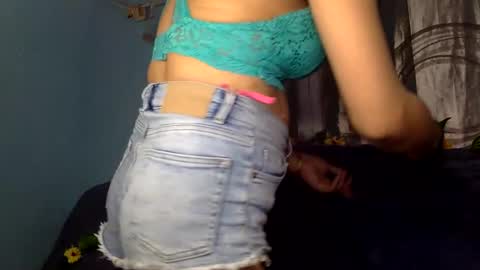 spicy online show from 12-22-25, 03:31