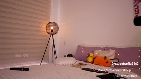 Sofia  online show from 01-10-25, 03:48