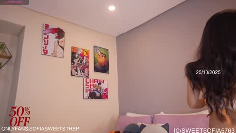 Sofia  online show from 10-25-25, 05:04