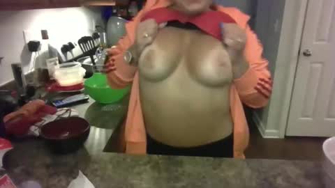 Snapshot of sweetsugar1979 chatting on 12-05-25, 07:21 sweetsugar1979 online show from 12-05-25, 07:21