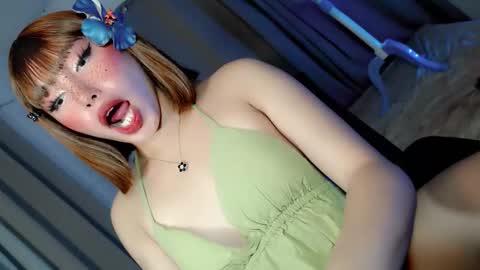 Snapshot of sweetsugarplum1 chatting on 05-23-26, 12:49 FATIMA online show from 05-23-26, 12:49