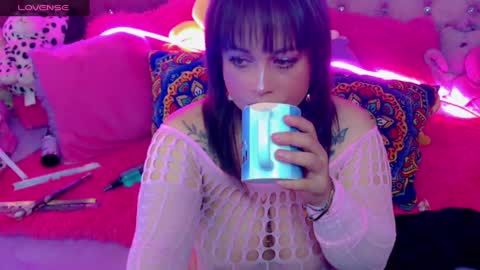 Snapshot of sweett_martina chatting on 02-02-25, 01:34 martina online show from 02-02-25, 01:34