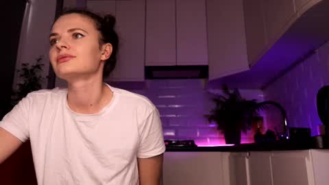 Snapshot of sweettpussysex chatting on 02-13-25, 11:17 Mari ista mari etta18 online show from 02-13-25, 11:17