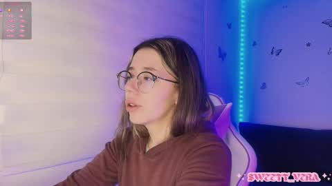 Veronica Independent Model online show from 11-07-25, 10:04