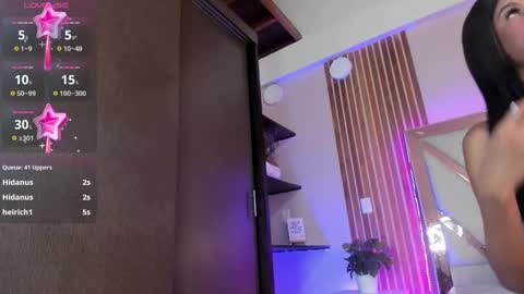 Snapshot of sweetviolet___ chatting on 02-23-25, 06:01 sweetviolet___ online show from 02-23-25, 06:01