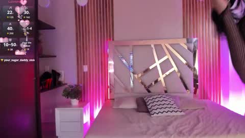 Snapshot of sweetviolet___ chatting on 11-08-25, 12:16 sweetviolet___ online show from 11-08-25, 12:16