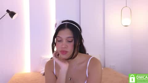 Snapshot of sweetxpearl_ chatting on 10-19-25, 08:53 Nami online show from 10-19-25, 08:53