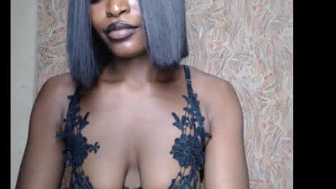 Snapshot of sweetxxboobsx chatting on 09-27-25, 06:02 sweetxxboobsx online show from 09-27-25, 06:02