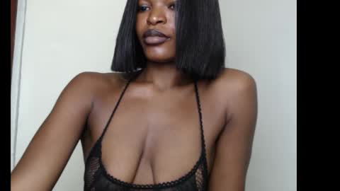 Snapshot of sweetxxboobsx chatting on 10-11-25, 09:02 sweetxxboobsx online show from 10-11-25, 09:02
