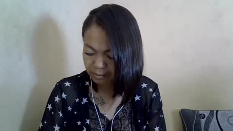 Sarah online show from 10-06-25, 02:31