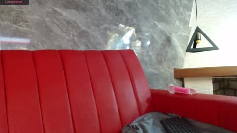 Snapshot of sweety_ashly chatting on 02-18-25, 02:16 Ashley 3 online show from 02-18-25, 02:16