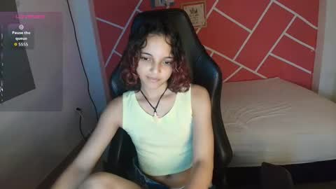 sweety_dreamgirl online show from 10-16-25, 07:59