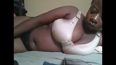 sweetyass25 online show from 10-15-25, 06:57