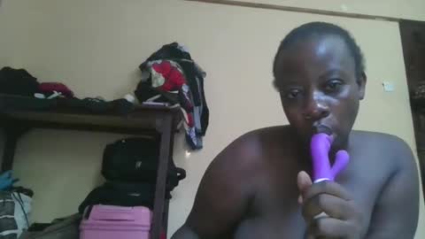 sweetyass25 online show from 11-15-25, 09:17