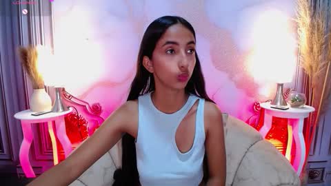 LAURA online show from 09-09-25, 01:54