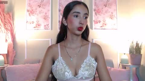LAURA online show from 01-12-26, 11:59