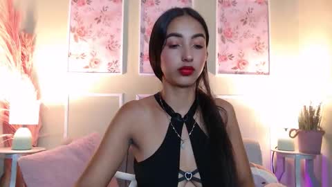 LAURA online show from 02-11-26, 12:10