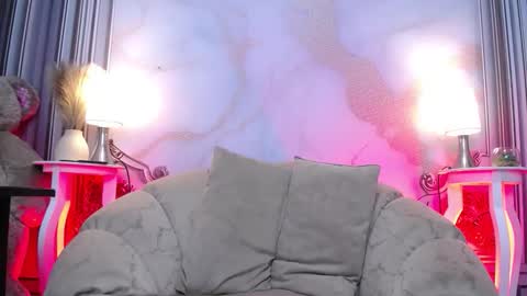 LAURA online show from 03-11-26, 12:11