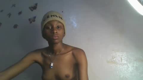 sweetypussy01 online show from 10-11-25, 06:39