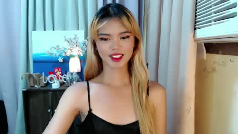 Snapshot of sweetytrannygirlxx chatting on 12-07-24, 08:11 Megan online show from 12-07-24, 08:11