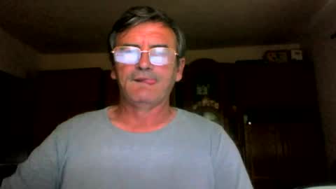 Raymond online show from 06-12-26, 06:34