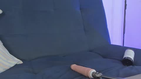 tina 3 online time from 9  to 4  online show from 02-09-25, 12:39