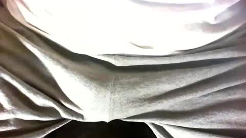 Snapshot of swflbiguy chatting on 12-19-25, 02:18 SWFLbiguy online show from 12-19-25, 02:18