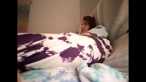 swollenclitneedsdad online show from 11-08-25, 04:45