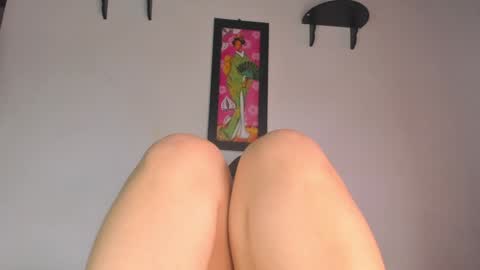 Lilly  online show from 12-20-24, 08:23